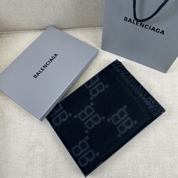 Balenciaga & Gucci Collaboration Scarf, 45x215cm, 95% Cashmere, 5% Wool.