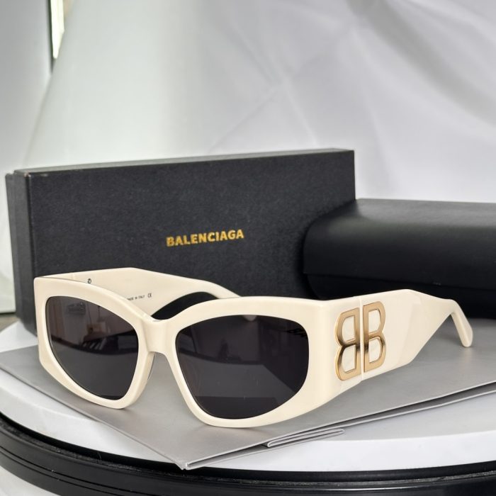Balenciaga Sunglasses MODELï¼šBB0321S