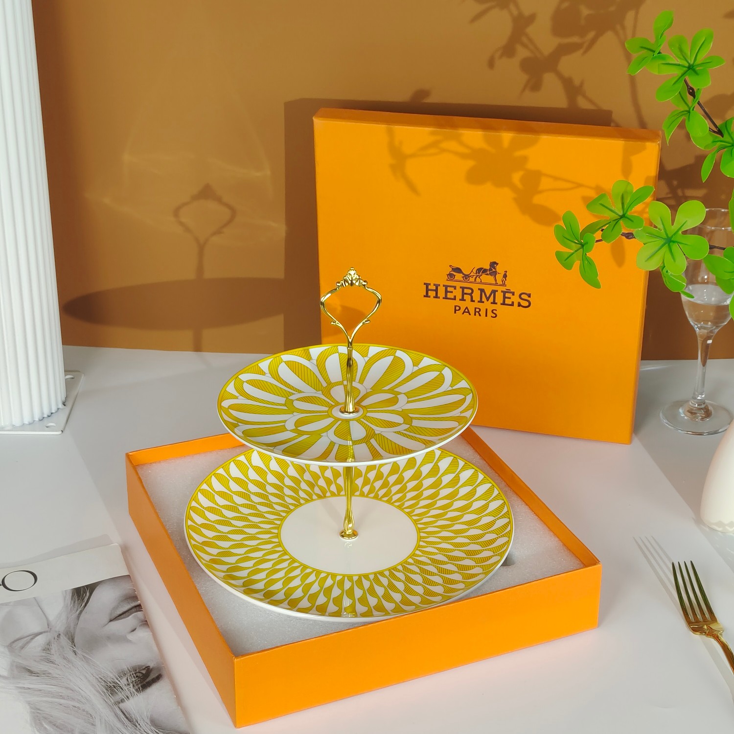 HermÃ¨s Sunshine [Two-Tier Cake and Pastry Stand] Western Tableware